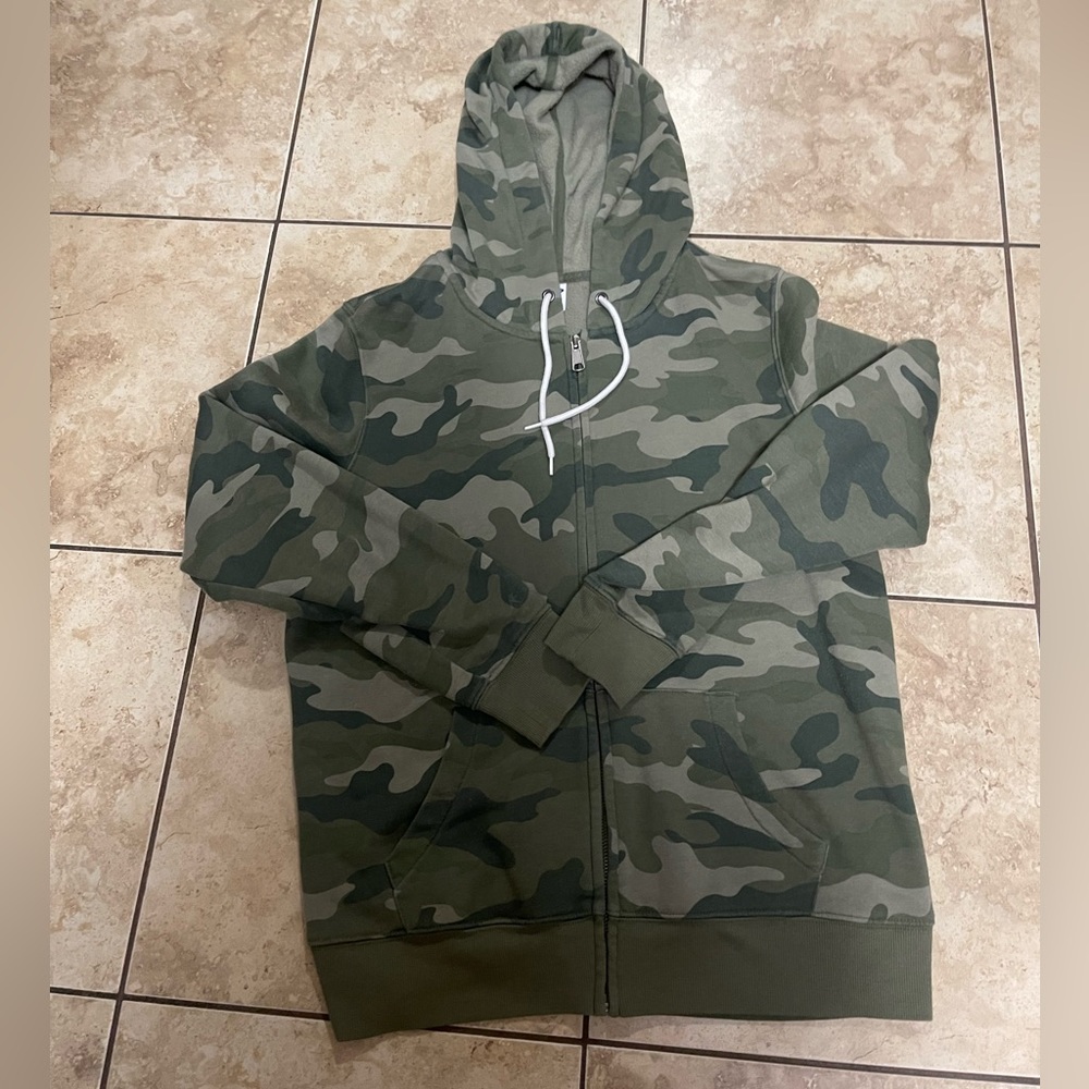 👻🎃CLEARANCE🎃👻 Old Navy hoodie